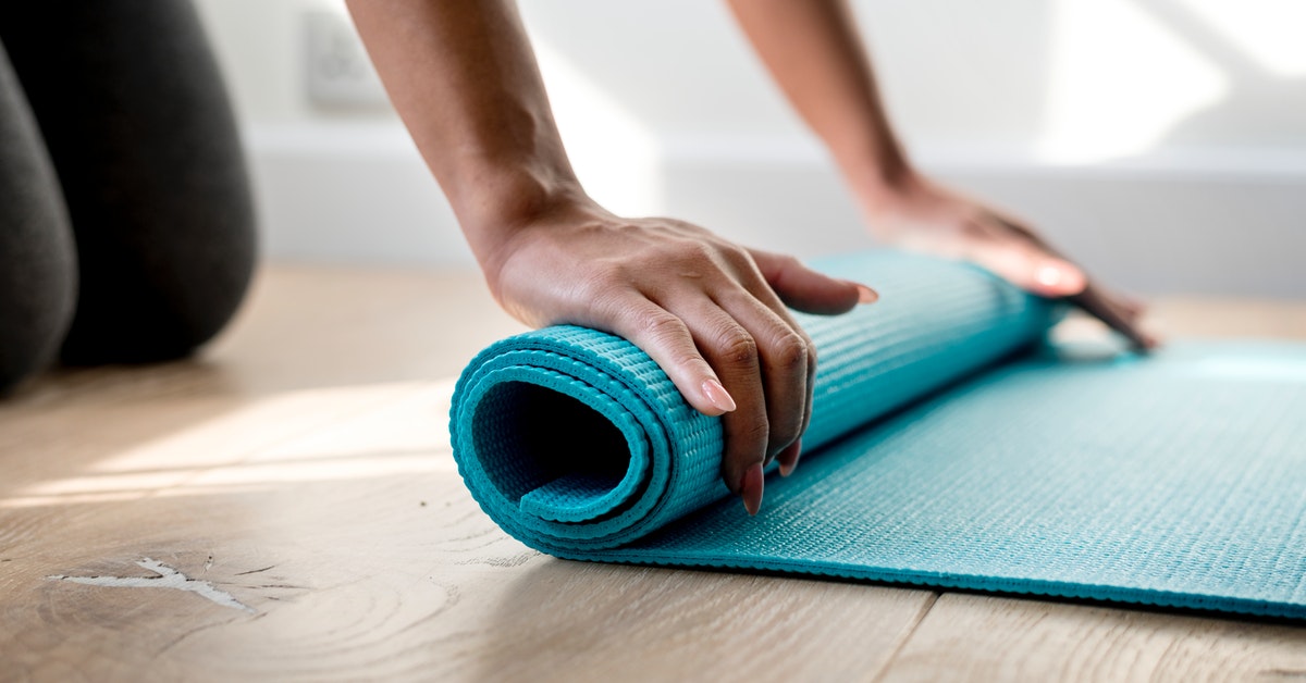 Your Ultimate Guide to Finding the Perfect Yoga Mat post thumbnail image